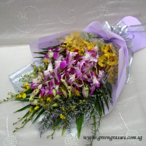 HB10072-LSW-Orchids hand bouquet